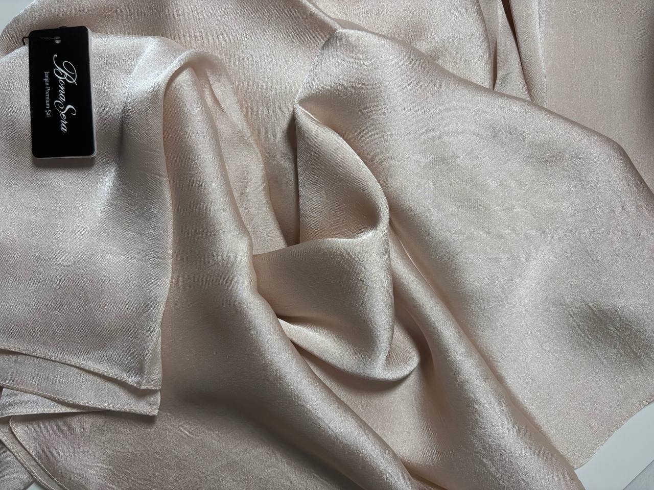 Einfacher Satin
