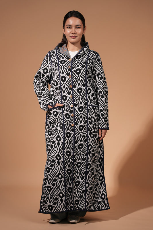 Reversible Chapan with Hood – Ikat Design — Hand-Embroidered — Includes Matching Tote