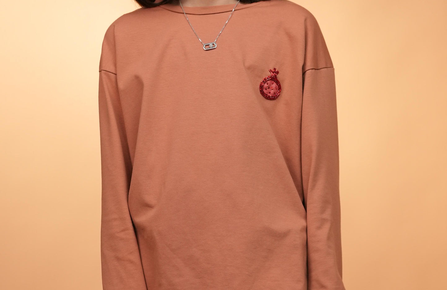 Anorée —  Peach —  Hand-Beaded