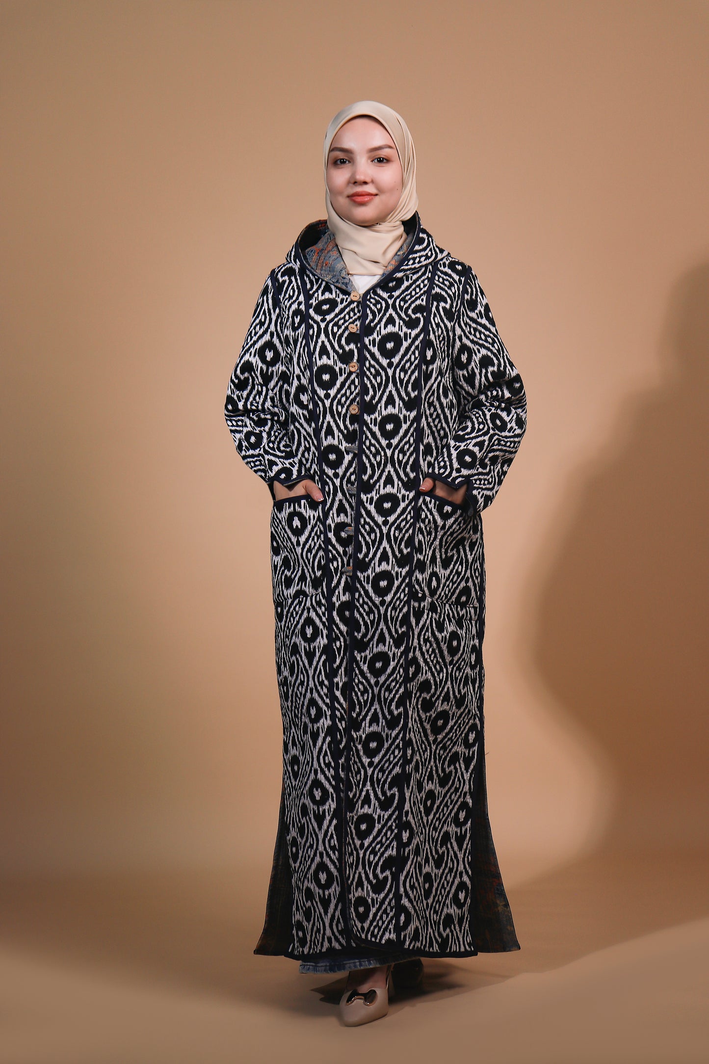 Reversible Chapan with Hood – Ikat Design — Hand-Embroidered — Includes Matching Tote