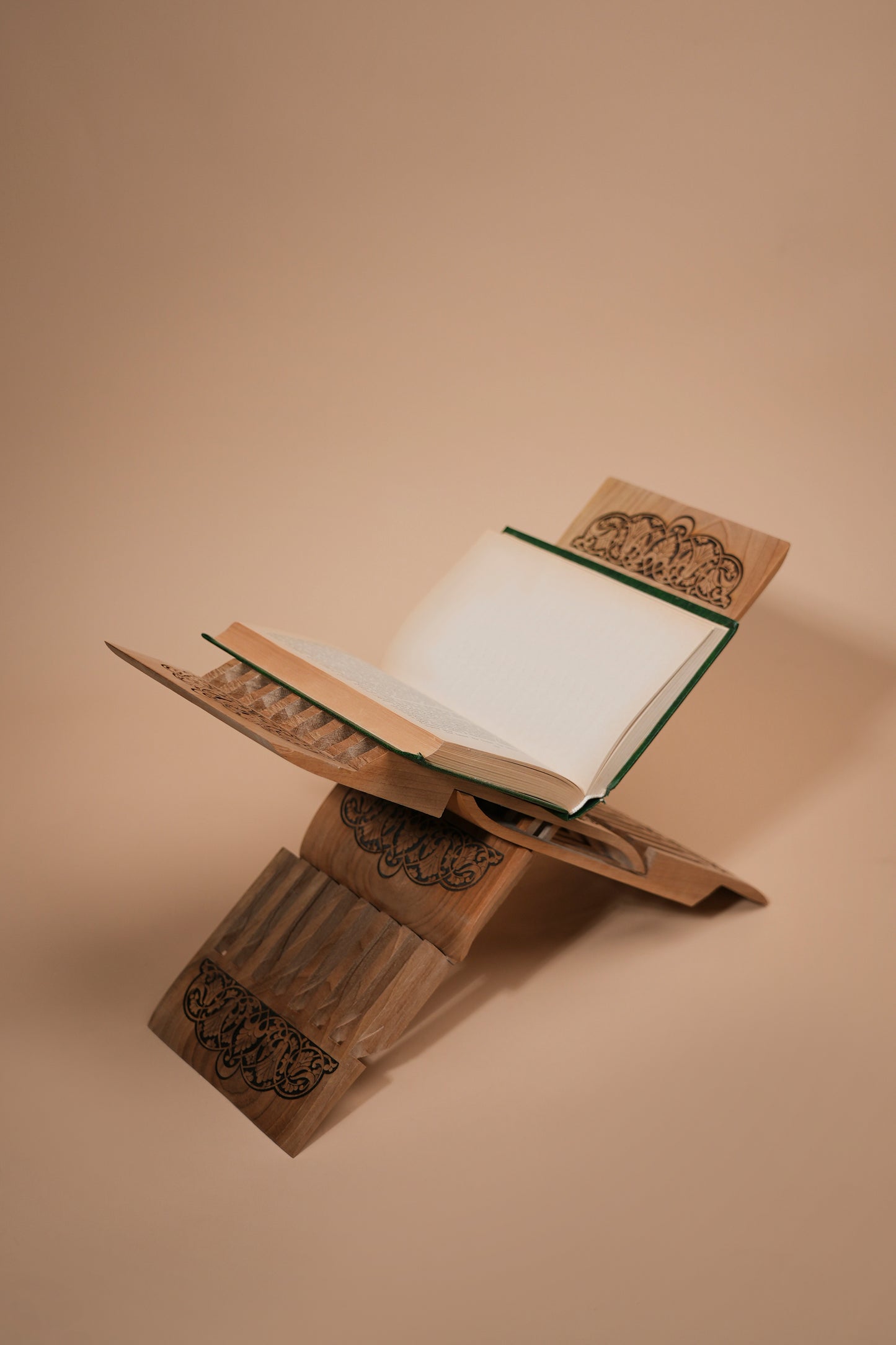 Handcrafted Wooden Foldable Bookstand – 33.5 × 15.7 cm