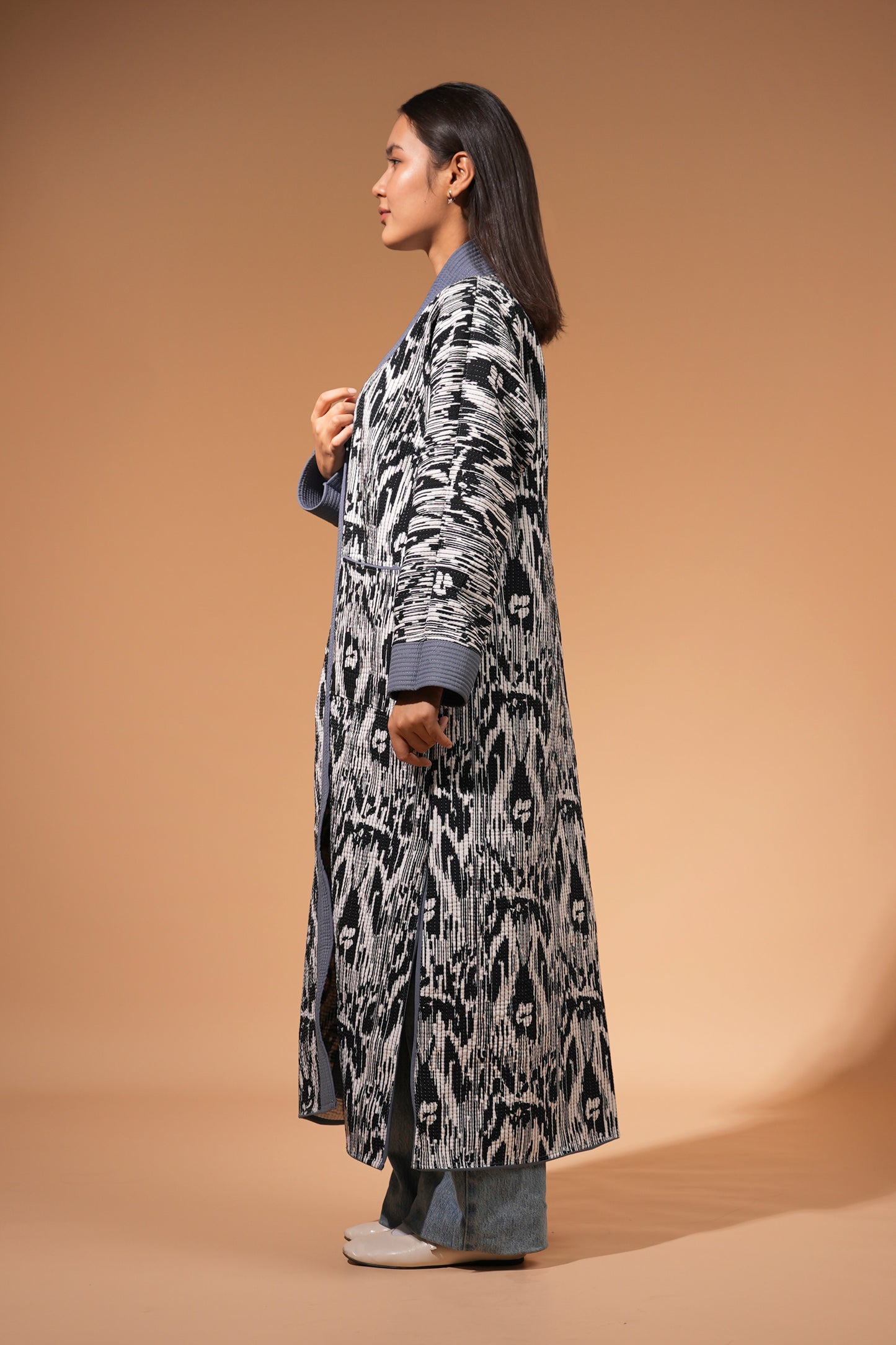 Reversible Ikat Chapan —  Blue & White — Hand-Embroidered — Includes Matching Tote