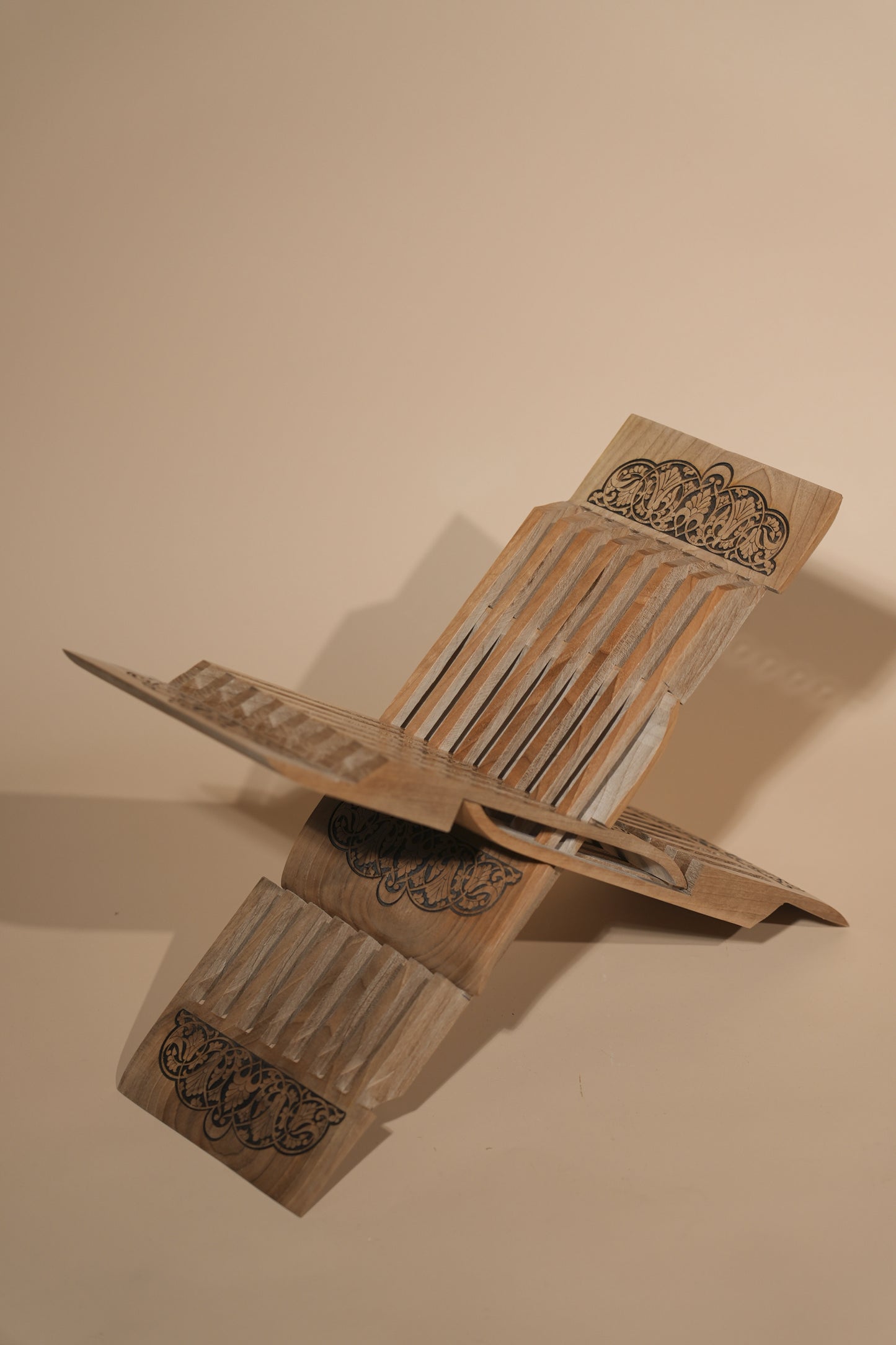 Handcrafted Wooden Foldable Bookstand – 33.5 × 15.7 cm
