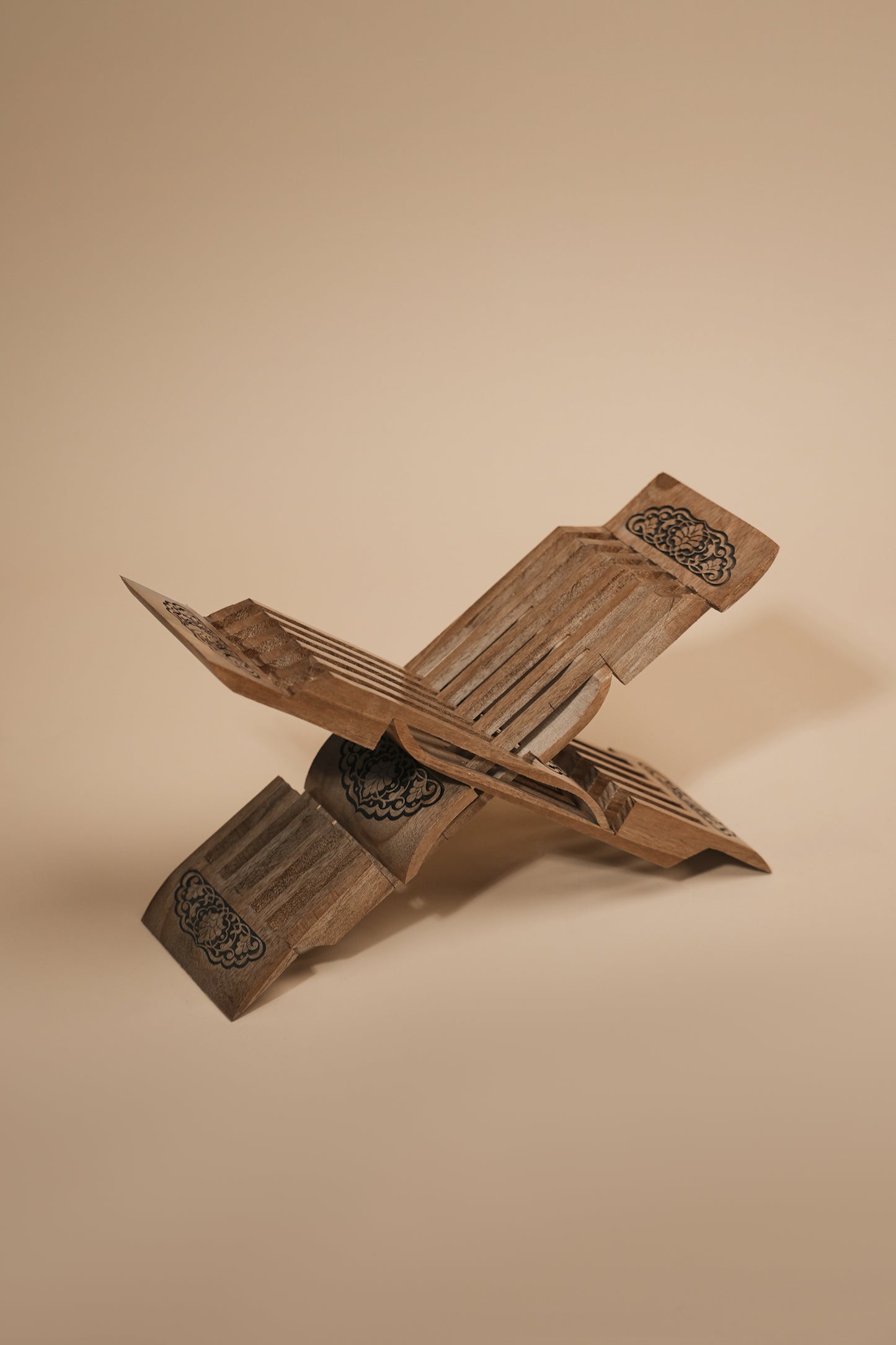 Handcrafted Foldable Wooden Bookstand – 25.5 × 12 cm