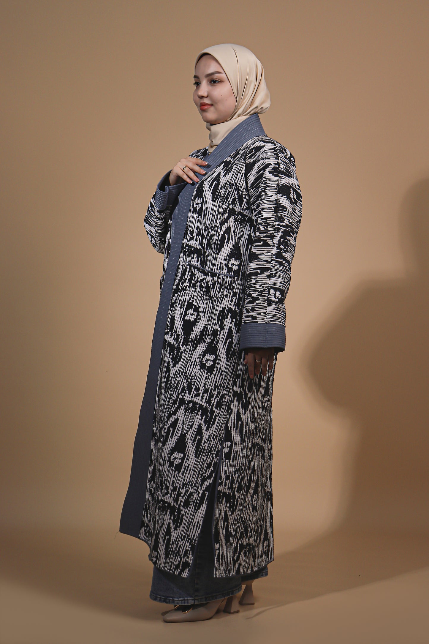 Reversible Ikat Chapan —  Blue & White — Hand-Embroidered — Includes Matching Tote