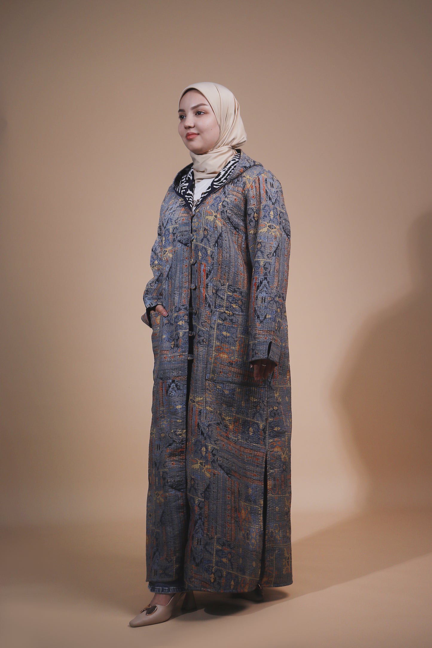 Reversible Chapan with Hood – Ikat Design — Hand-Embroidered — Includes Matching Tote