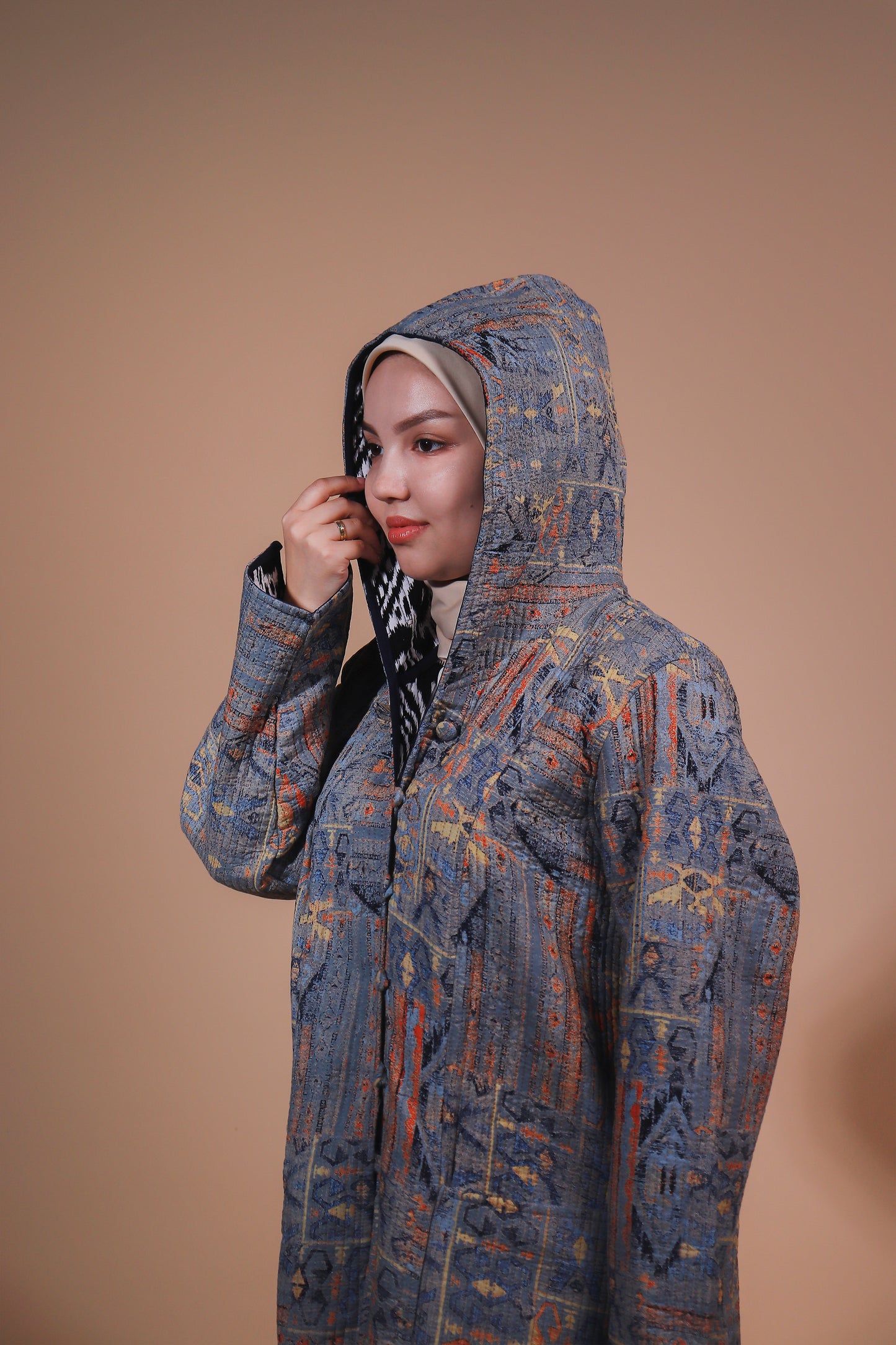 Reversible Chapan with Hood – Ikat Design — Hand-Embroidered — Includes Matching Tote