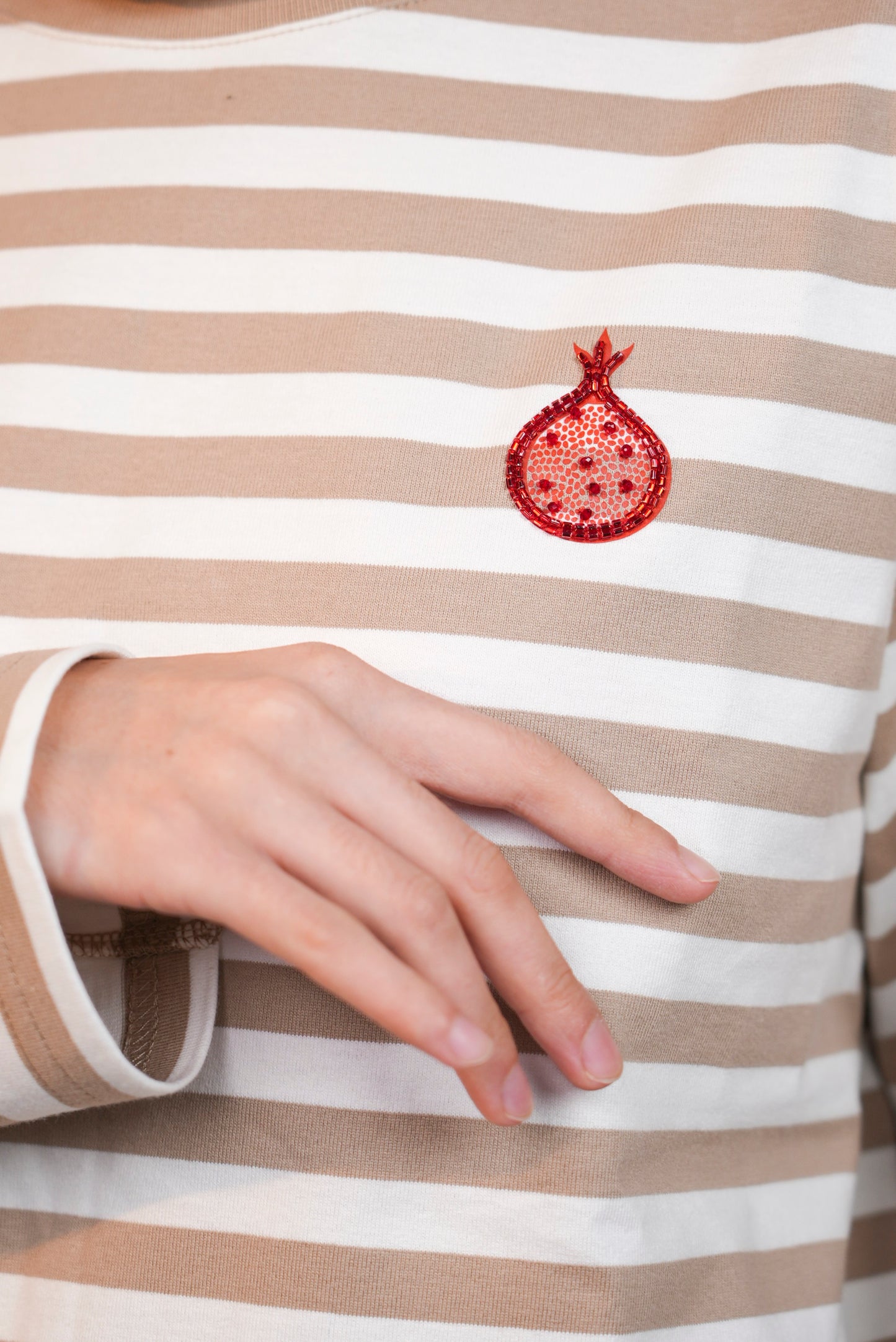 Anorée - Warm Stripe Beige – Hand-Beaded