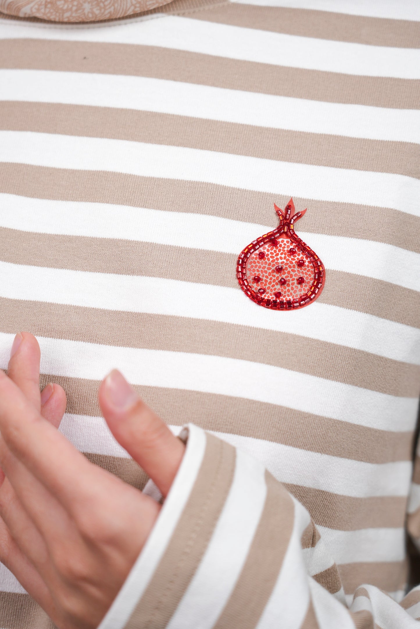 Anorée - Warm Stripe Beige – Hand-Beaded