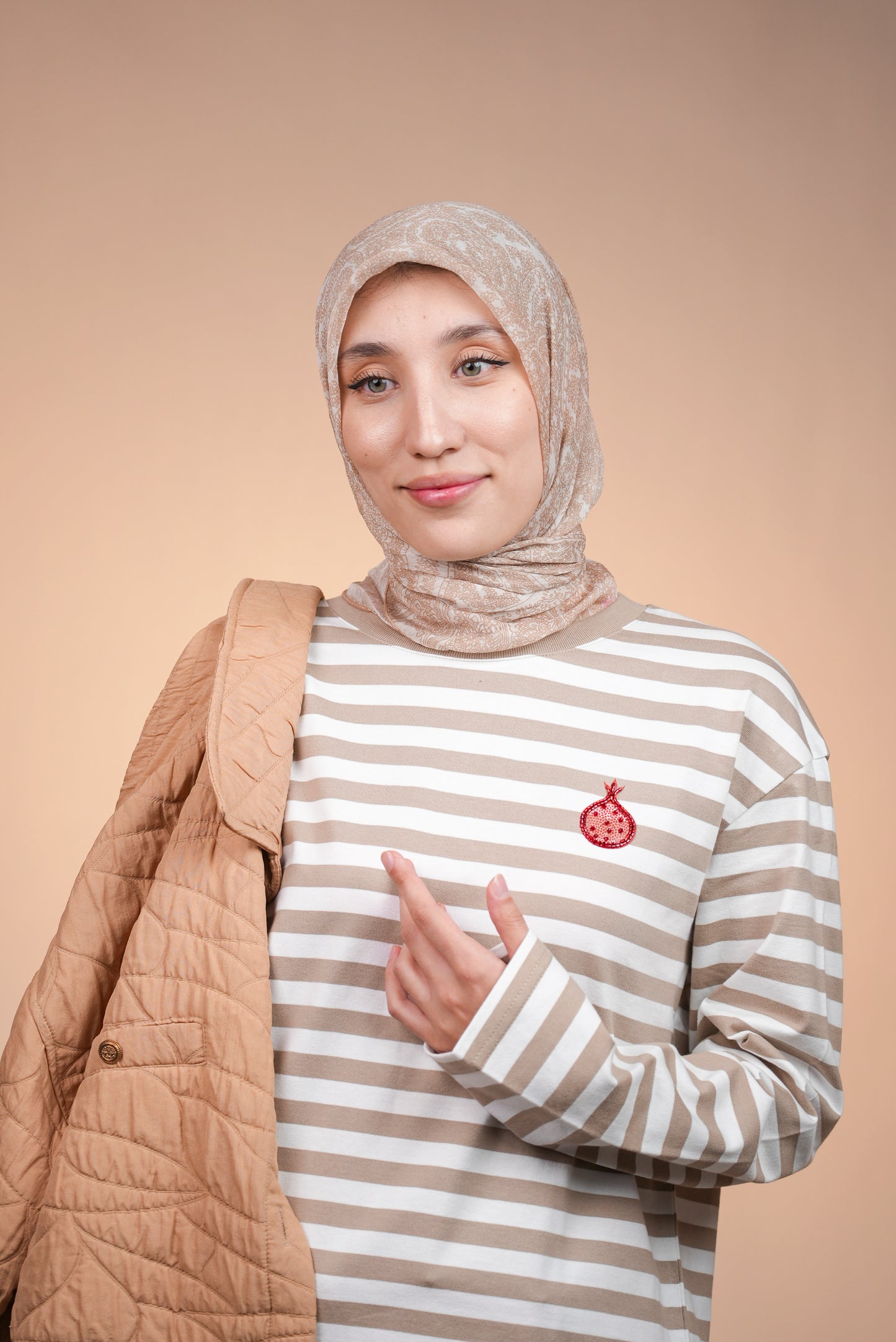 Anorée - Warm Stripe Beige – Hand-Beaded