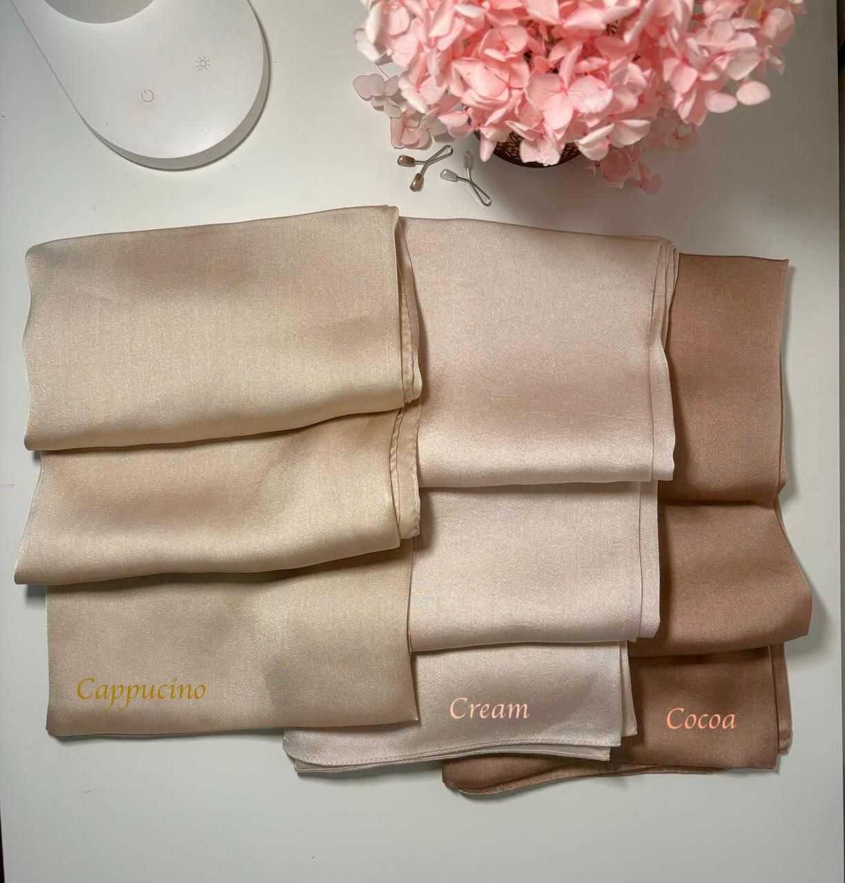 Einfacher Satin